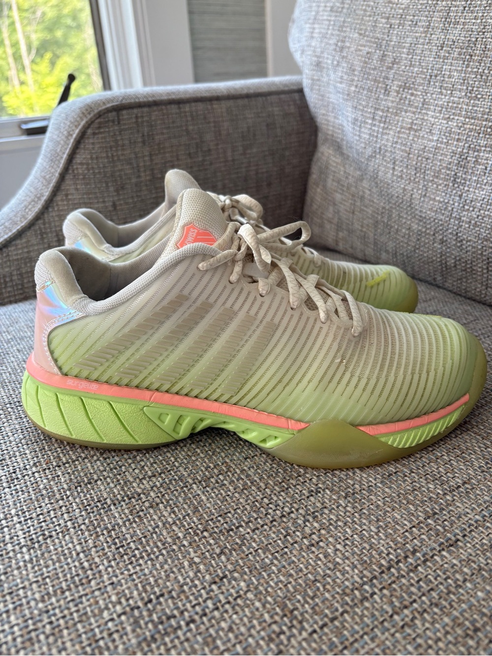 K-Swiss Lucky in Love Women's Tennis Shoe W8.5
